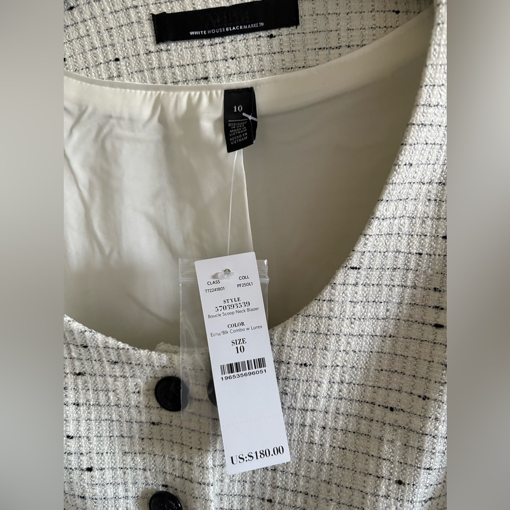 White House Black Market Bouclé Blazer | Scoop Neck | NWT | Size 10 - Picture 2 of 4